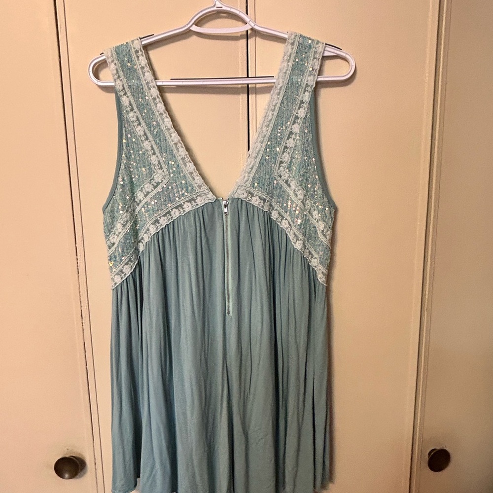 POL Teal Sequin Lace Tank Top - Picture 12 of 16